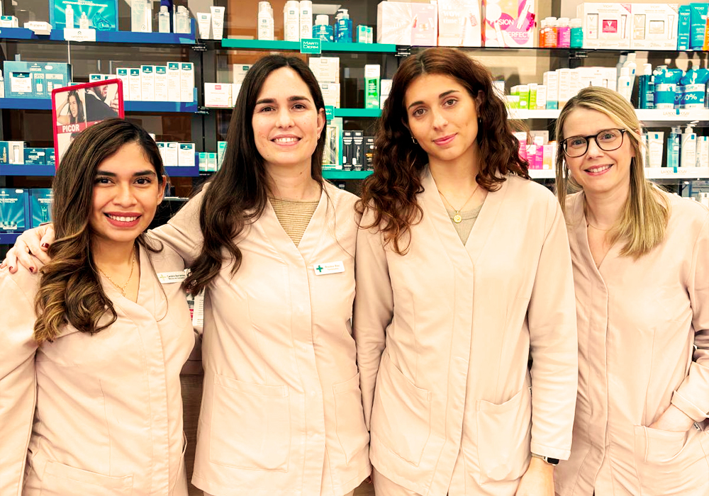 Imagen del equipo de farmacia arantxa rios